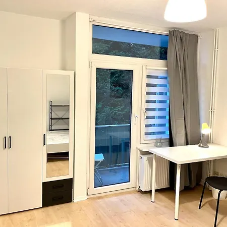 Tolles Neues Mit Balkon, Ebk, Wlan, Smart Tv, Netflix