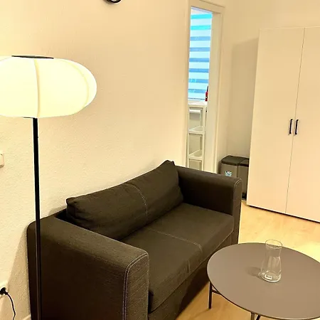 Апартаменты Tolles Neues Mit Balkon, Ebk, Wlan, Smart Tv, Netflix Вупперталь