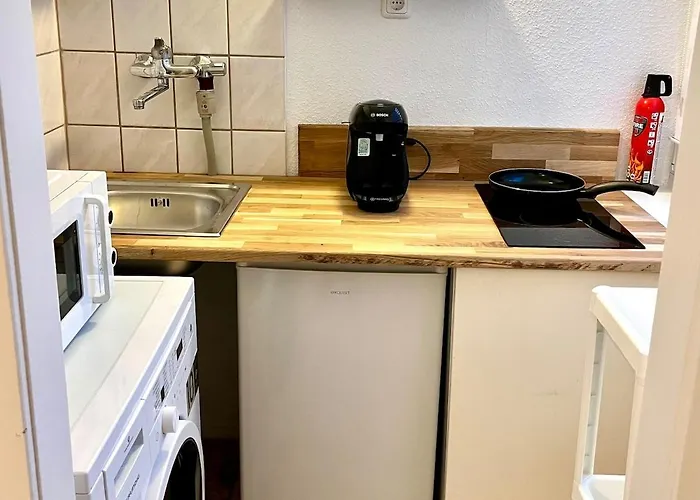 公寓 Tolles Neues Mit Balkon, Ebk, Wlan, Smart Tv, Netflix *